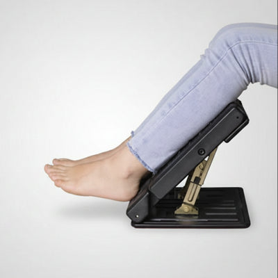 Repose pied ergonomique en position décilné avec jambes dessu