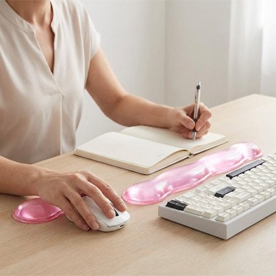 Repose poignet clavier rose avec repose poignet souris 