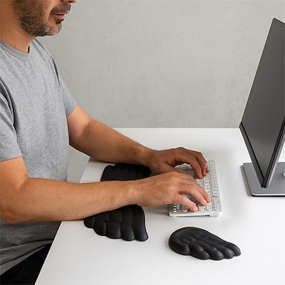 Repose poignet clavier souris noir forme d'aile