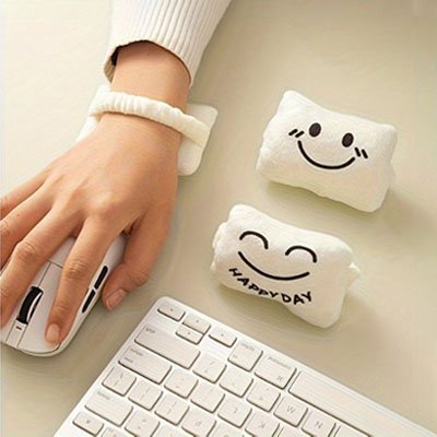 Repose poignet clavier deux modele souriant vue de haut