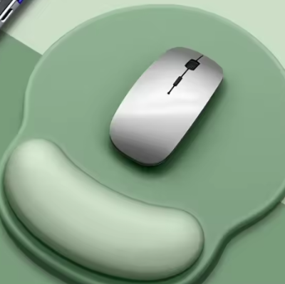 Tapis de souris silicone Contraste vert menthe avec une souris blanche